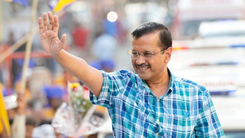 दिल्लीका मुख्यमन्त्री केजरीवाल १० लाख  धरौटीमा रिहा 