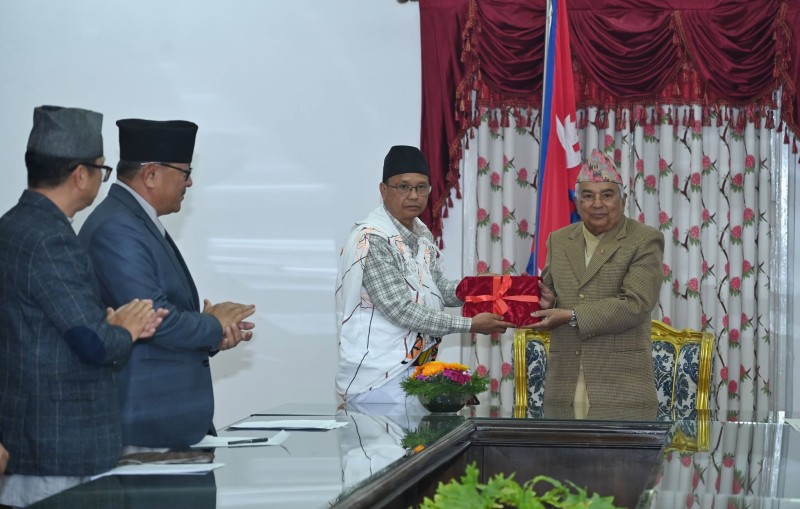 आदिवासी जनजाति आयोगको वार्षिक प्रतिवेदन राष्ट्रपतिसमक्ष प्रस्तुत